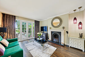 Family room- click for photo gallery